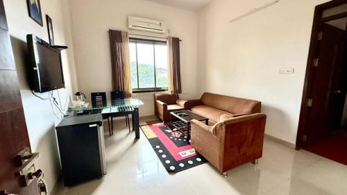 Gote Hotel | Hotel Mahendra, Karad