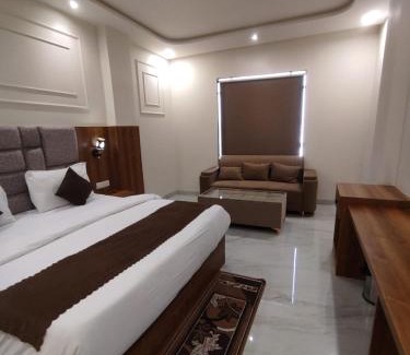 Taj Ganj Hotel | Hotel Majestic Heights Agra