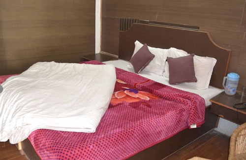 Vashist Hotel | Hotel Manali Jain Cottage