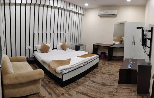 Kanpur Hotel | Hotel Mandakini Royale