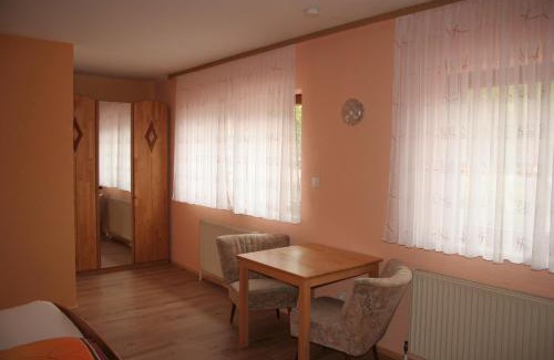Ramstein-Miesenbach Casa | Hotel Michaela