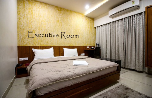 Vadodara Casa | Hotel Midtown