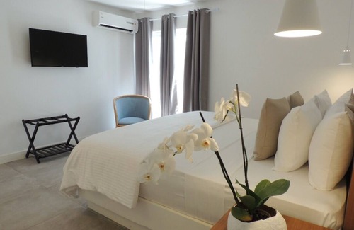 Margarita Island Hotel | Hotel Miragua Playa El Agua