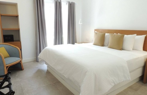 Margarita Island Hotel | Hotel Miragua Playa El Agua