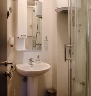 Cetinje Hotel | Hotel Monte Rosa
