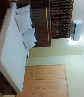 Karachi Casa | Hotel Moon River