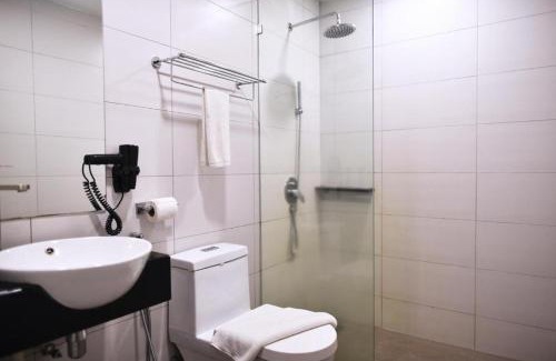 Kampung Tebing Rabak Hotel | Hotel Mornington Bukit Permata Lumut