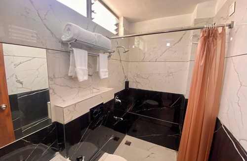 Indore Hotel | Hotel Mumbai House LIG Indore