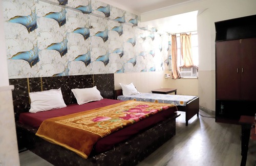 Govardhan Hotel | Hotel Murliwala Gopala