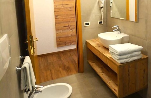 San Giovanni di Fassa Hotel | Hotel Nès Crépes