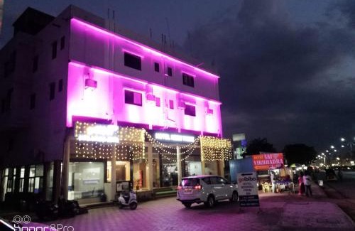 Shirdi Hotel | Hotel Neem Tree