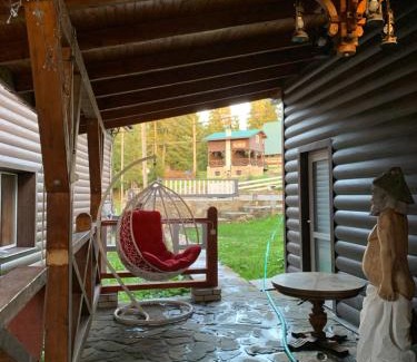 Yablunytsya Hotel | Hotel Novoe Shale