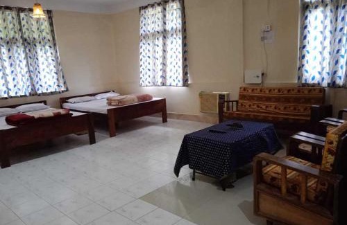 Mayabunder Hotel | Hotel O Aashna