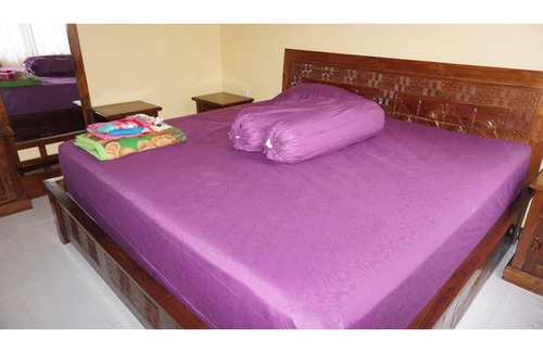 Jember Hotel | Hotel O Anasya Homestay