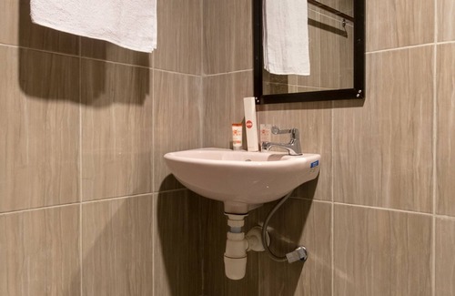 Medan Casa | OYO 622 Bakti Homestay