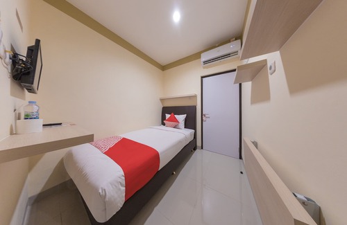 Old Jakarta Hotel | Hotel O Balcon Biru