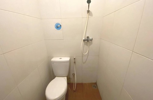 Jerowaru Hotel | Hotel O Bale Gajog Near SDN 2 SEKAROH
