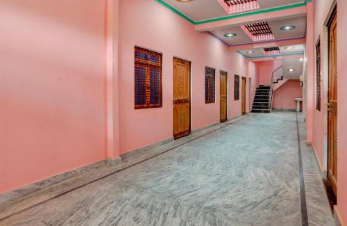 Karchana Hotel | Hotel O Blue Moon