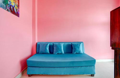 Karchana Hotel | Hotel O Blue Moon