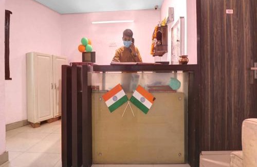 New Delhi Hotel | Hotel O Cherry Inn