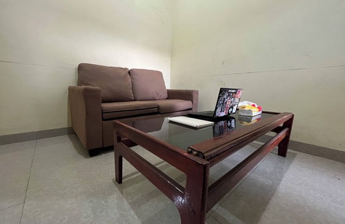 Tetebatu Hotel | Hotel O Ezhar Boka Homestay Near GOR Sulis Bulutangkis