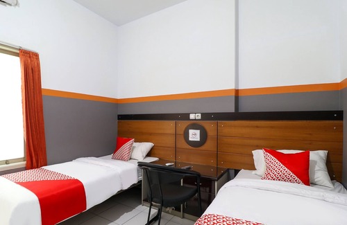 Garut Hotel | Hotel O Garut near Alun-Alun Tarogong formerly Wisma Etiga