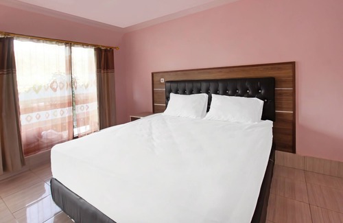 Sembalunbumbung Hotel | Hotel O GemilangNearPuncak Pusuk Sembalun