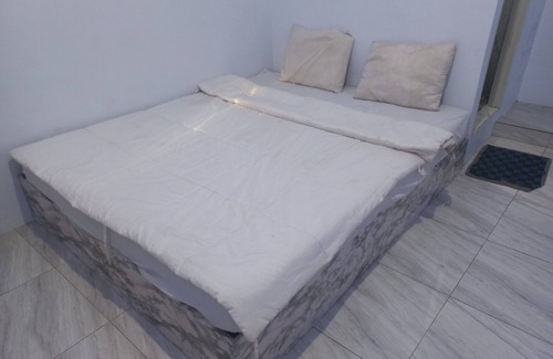 Slawi Hotel | Hotel O Guest House Cinta Damai