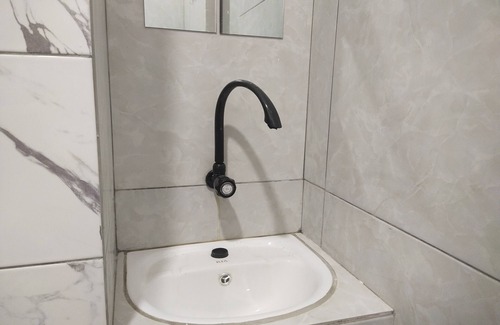 Lubuklinggau Hotel | Hotel O Guest House Maria