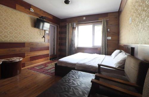 Laripora Hotel | Hotel O Gulfam Palace