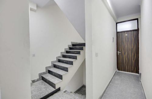 Sainik Farm Hotel | Hotel O Happy Stay