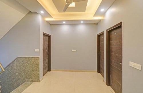 Hari Nagar Hotel | Hotel O Heven