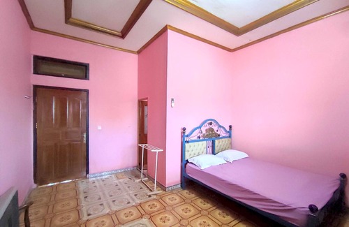 Kendari Hotel | Hotel O Homestay Aqsa