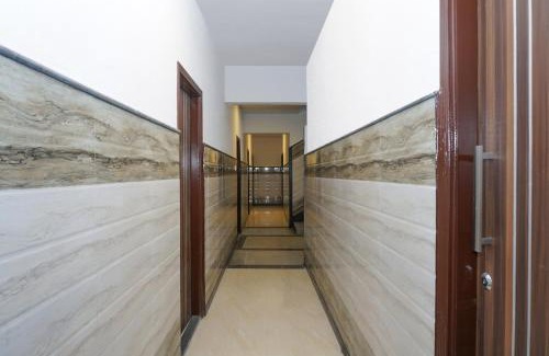 Thoraipakkam Hotel | Hotel O J2 Service Apartment