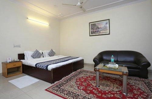 Kalkaji Hotel | Hotel O Kalkaji Residency Bnb Near Lotus Temple