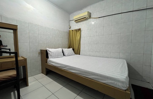 Tetebatu Hotel | Hotel O Kost Aisyah Near Citra Grand Galesong City(Pattalassang)