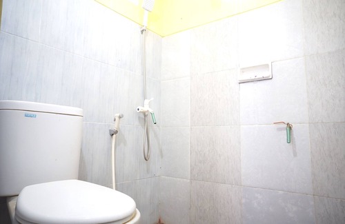 Banyuwangi Hotel | Hotel O Kost Amantu