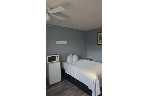 Lordsburg Hotel | Motel 10