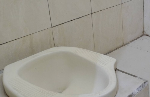 Cikampek Casa | Hotel O Mutiara Guest House