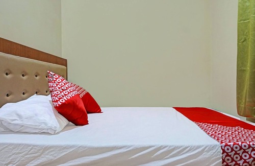 Makassar Hotel | Hotel O Orange Homestay Makassar