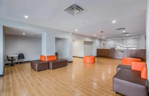 Orlando Hotel | Hotel O Orlando Airport near Florida Mall