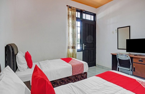 Tulungagung Hotel | Hotel O Palem Garden 2