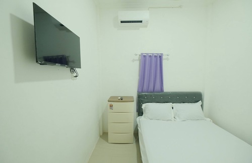 Makassar Hotel | Hotel O Penginapan Permata Hijau Syariah Near Bukit Teletubbies