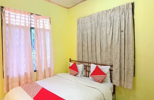 Pardamean Ajibata Hotel | Hotel O Penginapan & Villa Sirait