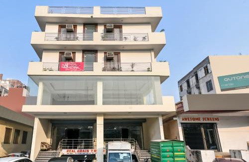 Khattalwada Hotel | Hotel O Premium Rooms Chhatarpur