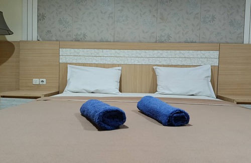 Parepare Hotel | Hotel O Puri Homestay