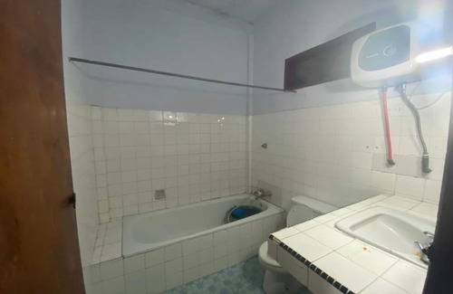 Makassar Hotel | OYO 91073 Rantepao Lodge Near Patung Tedong Bonga