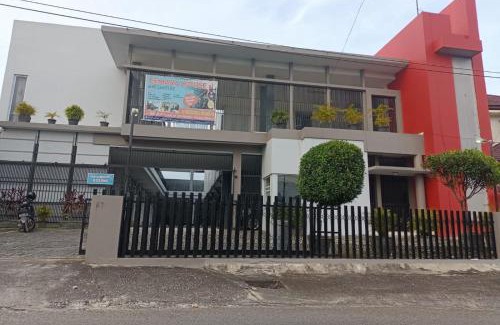 Pekanbaru Hotel | Hotel O Rumah Singgah Cemara Syariah
