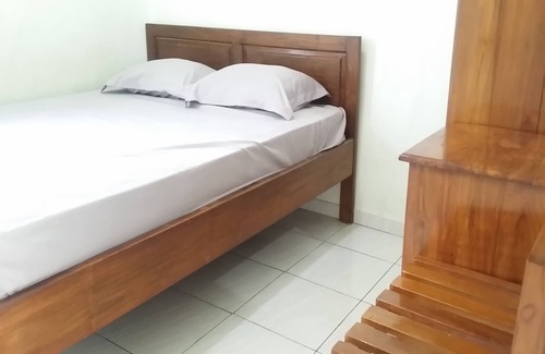 Bawean Island Hotel | Hotel O Sawang Sana Motel Syariah Near SMAN 1 Sangkapura