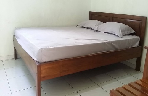 Bawean Island Hotel | Hotel O Sawang Sana Motel Syariah Near SMAN 1 Sangkapura